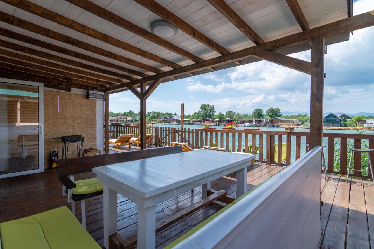 Hakuna Matata Apartments อุลซิน ภายนอก รูปภาพ
