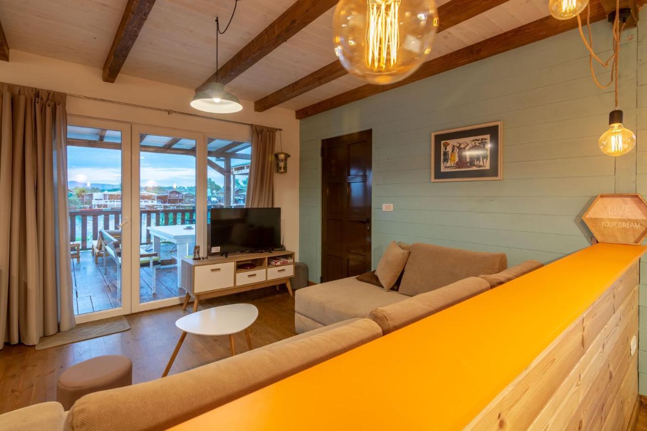 Hakuna Matata Apartments อุลซิน ภายนอก รูปภาพ