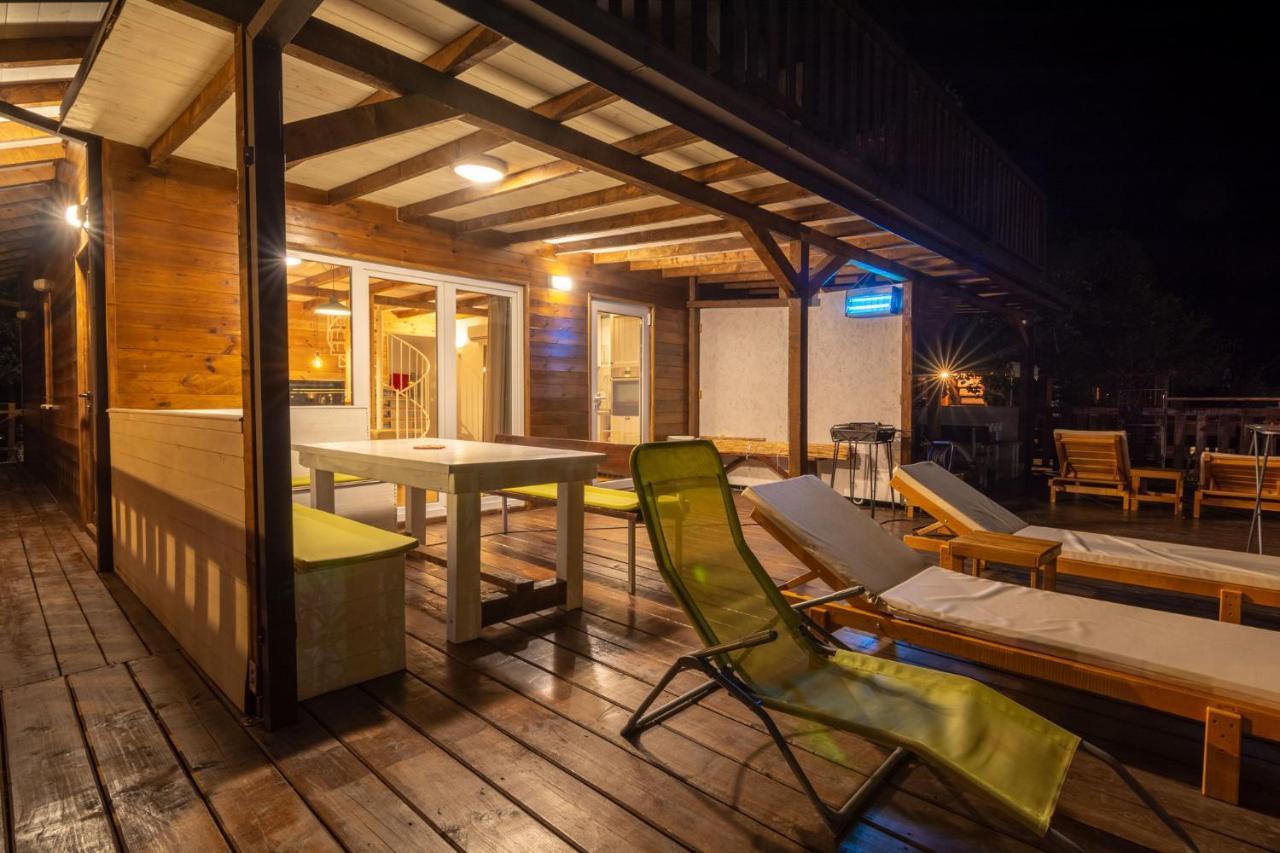 Hakuna Matata Apartments อุลซิน ภายนอก รูปภาพ