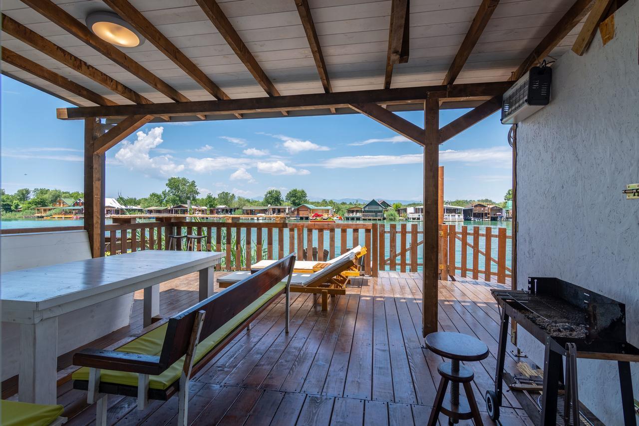 Hakuna Matata Apartments อุลซิน ภายนอก รูปภาพ