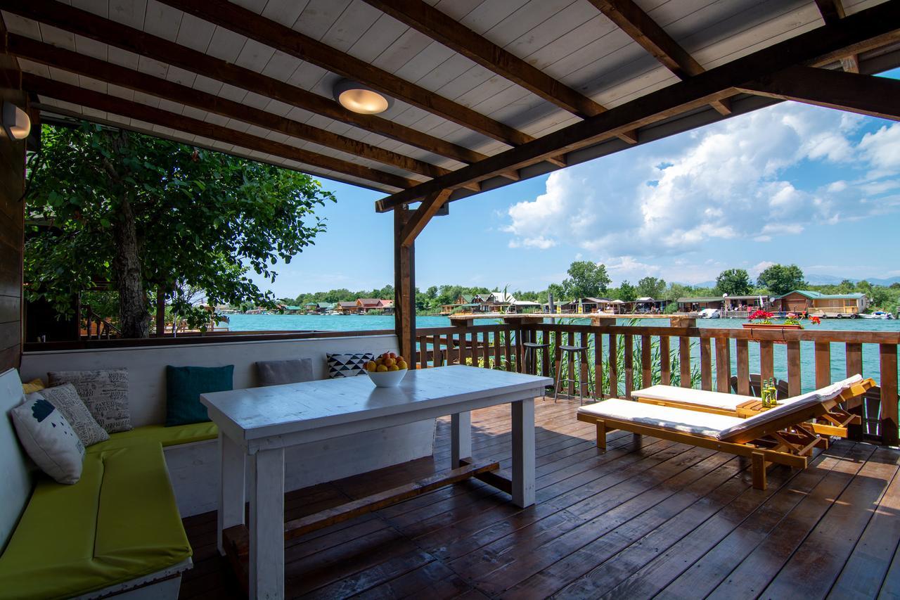 Hakuna Matata Apartments อุลซิน ภายนอก รูปภาพ